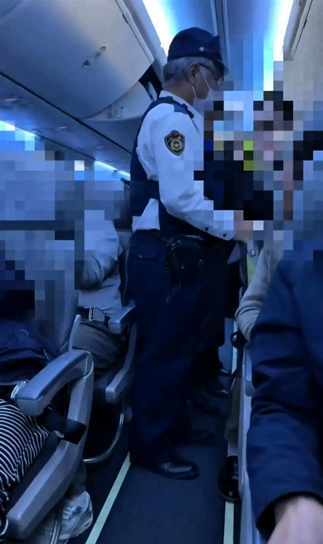 脸都不要了！一架从东京飞往上海的航班，飞到一半突然返航，竟因一对情侣的争执中途返