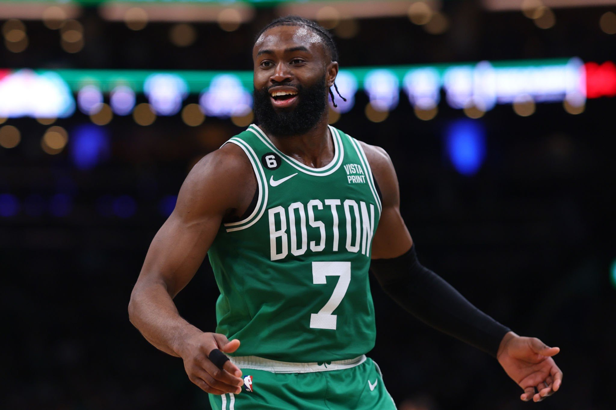 凯尔特人和杰伦达成5年3.04亿的提前续约合同☘️NBA历史第一大合同全额保障含