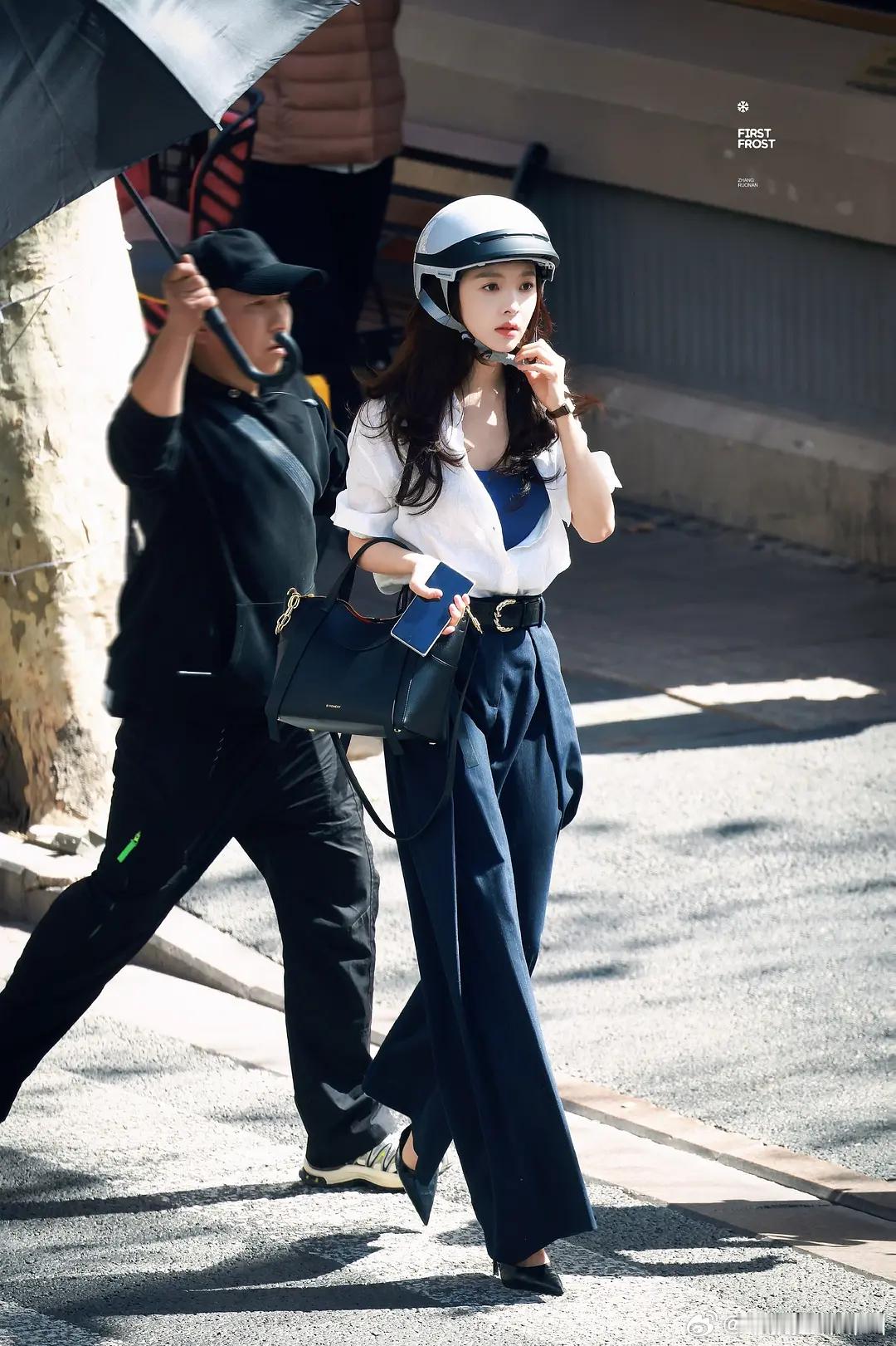 章若楠《想把你和时间藏起来》沈千盏 明艳大美女 