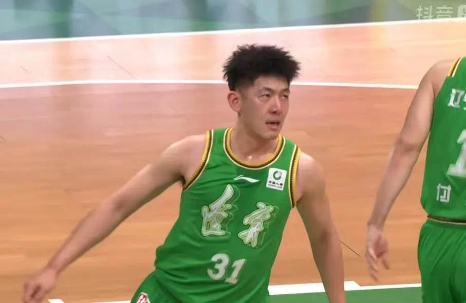 张陈治锋终于吃饺子了！

坦白说：张陈治锋也只有面对四川这样的球队，才能有如此高