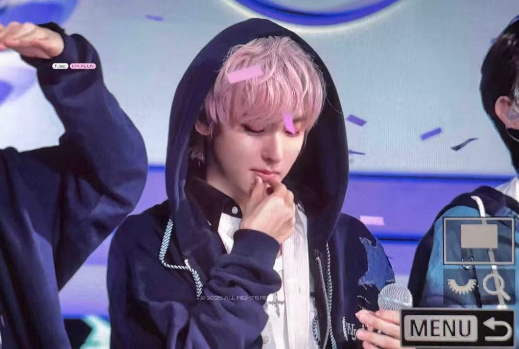 吴弦俊幸福幸福快快降临到弦俊手心 