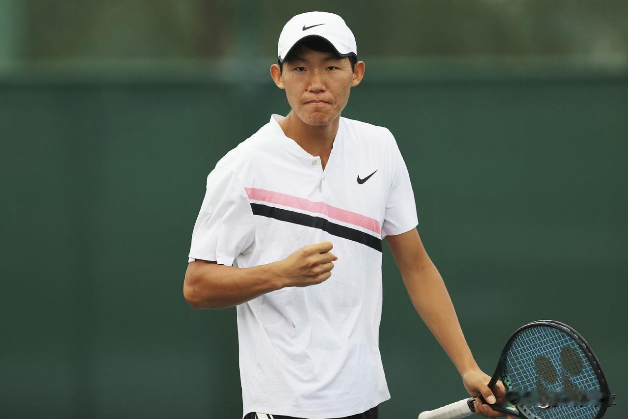 广州🇨🇳ATP CH75 男单1/4决赛
🇨🇳W崔杰6-4/6-3直落两