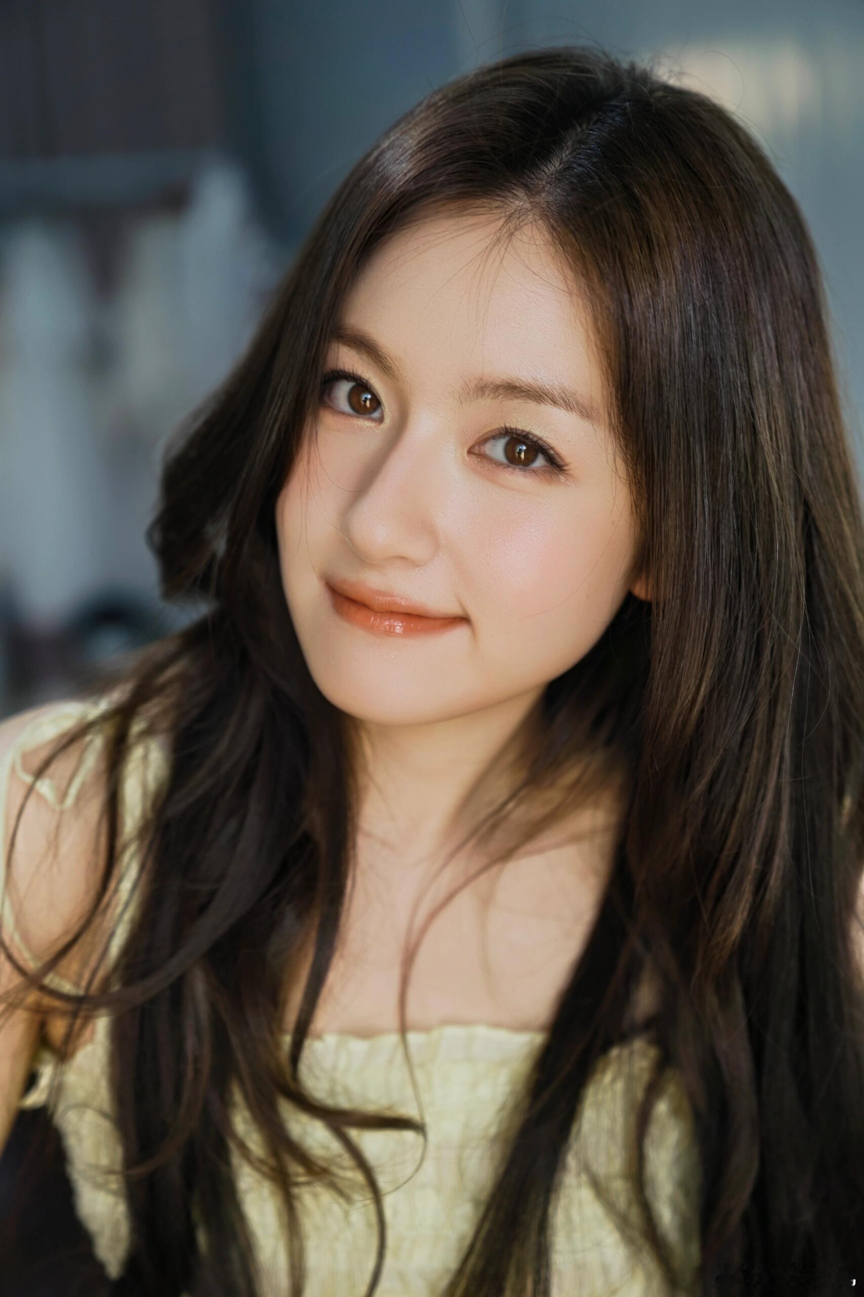 漂亮又俏皮！！李兰迪好美好美的怼脸拍！！ ​​​