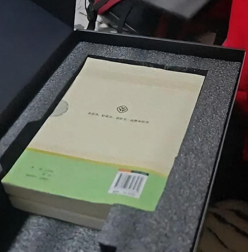 “幸好录了视频，不然真的是跳进黄河也洗不清。”江苏一位网友在“双十一”期间购买显
