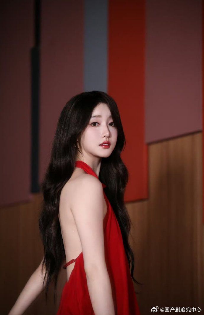 姜贞羽 咱就是说姜姜的新综艺即将来袭还怪让人期待的，看完路透更是让我的期待值直接