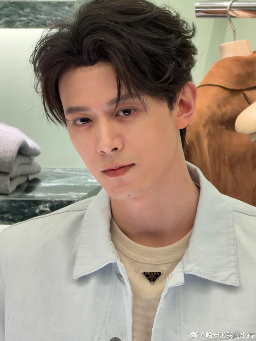 邓凯胡一天Prada活动生图 