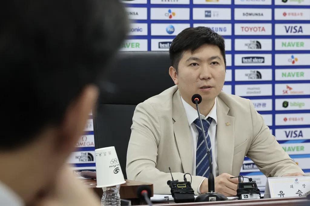 柳承敏涉嫌受贿2亿韩元雅典奥运会乒乓球男单决赛战胜王皓夺金的柳承敏，被曝涉嫌受贿