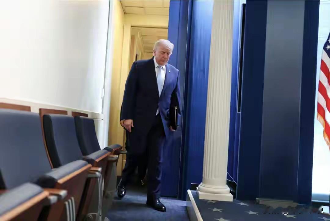 美军航母在伊朗周边每天消耗约2-3亿美元
21日特朗普在社交媒体上称“伊朗方面急