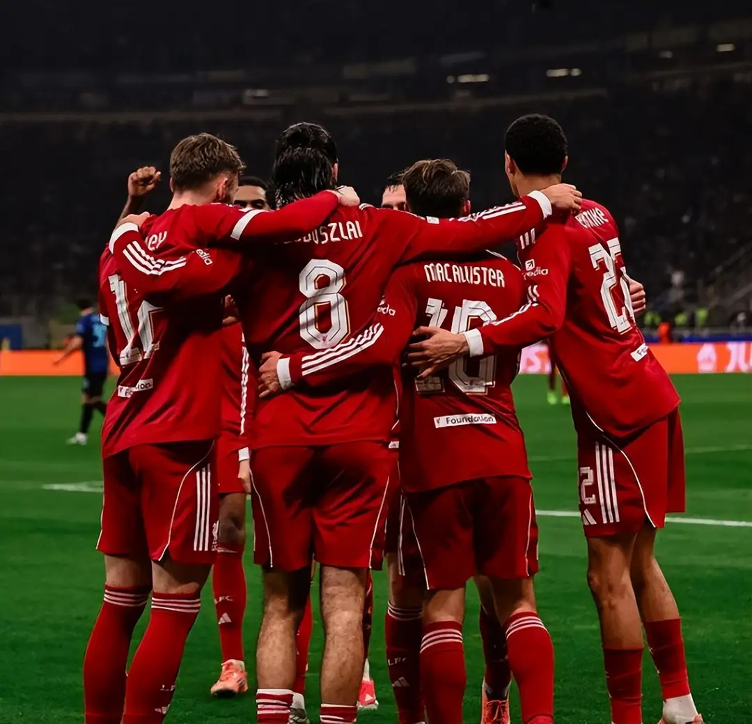 欧冠焦点战：争议点球绝杀！利物浦1-0客胜国米，蓝黑军团遇强不胜再添败绩欧冠本轮