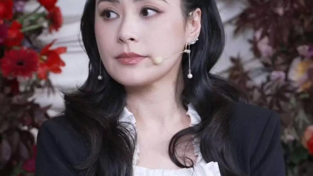 阿娇居然演短剧了，这还挺让人意外的。印象里阿娇一直活跃在大荧幕和综艺中，这次转战