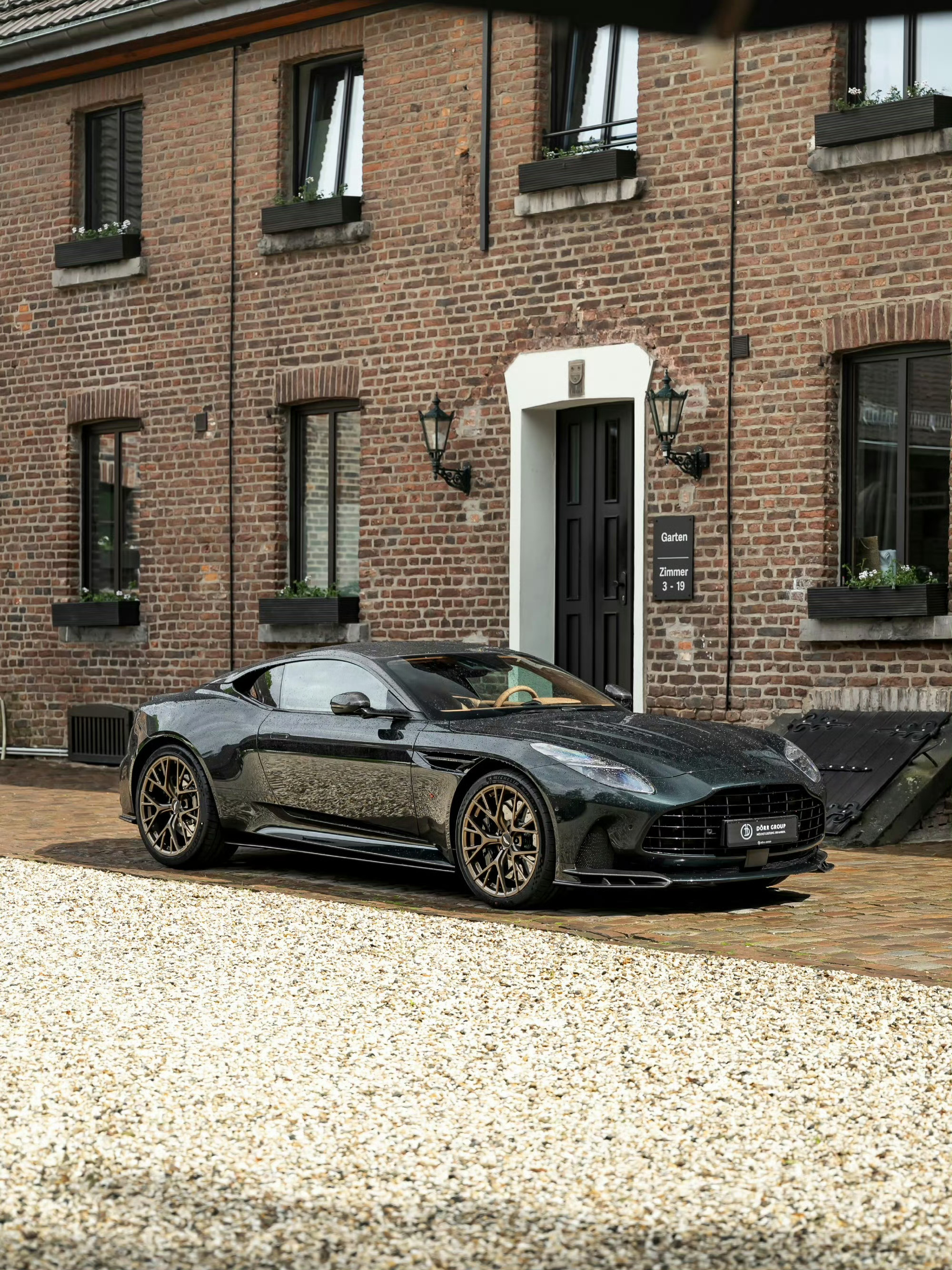 Aston Martin  DB12 S｜阿斯顿马丁 
