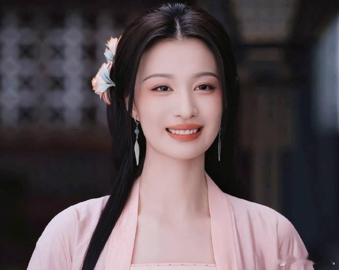 古装传奇电视剧《楚后》编剧：李旻（司藤）领衔主演：此沙  王楚然特别主演：张睿 