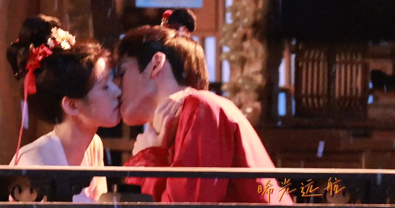 OMG曾舜晞鹤男你们轻轻地吻但把我看得热热的🥵曾舜晞鹤男雪夜吻戏路透