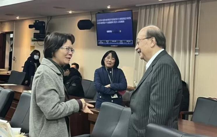 柯建铭罕见出席程委会恳托刘书彬　“绿白合”仍一场空

针对2026年度台当局总预