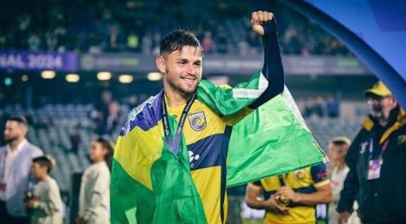 12月11日讯 中央海岸水手官方宣布，球队攻击手米卡埃尔·多卡结束租借，正式回归