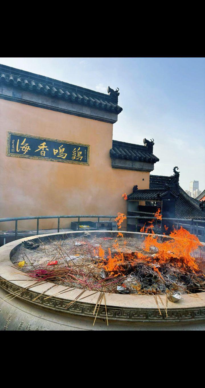 我们花了那么多时间靠近彼此 居然只是为了成为彼此的一个教训吗