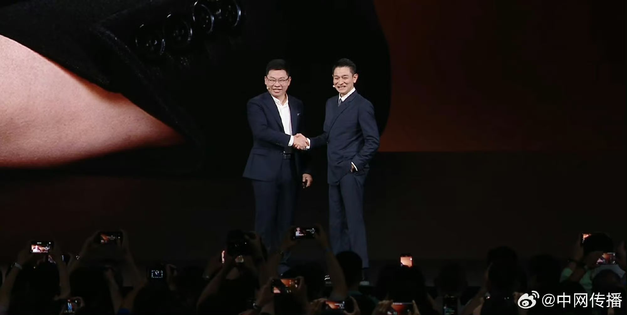 余承东说和刘德华又要见面了余承东问发布会想听刘德华聊什么 华仔的分享总是很有感染