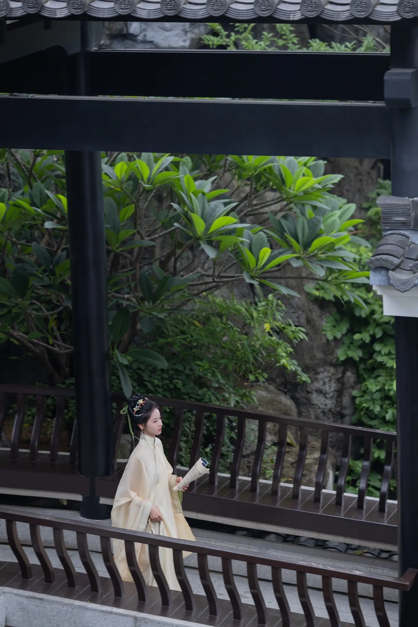 误入眉眼，可叹惊鸿｜陈都灵贵女仿拍。嘟嘟这个明制真的很温婉大气了