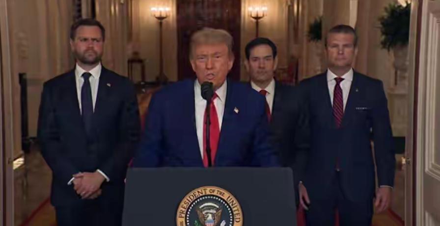 美国正陷入多重危机漩涡。国内接连爆发恶性枪击，纽约与布朗大学血案致多人死伤，嫌犯