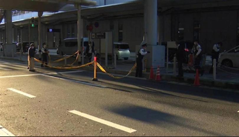 据日本富士新闻网报道，今日午间，在日本大阪关西机场第一航厦，一名20多岁的中国籍