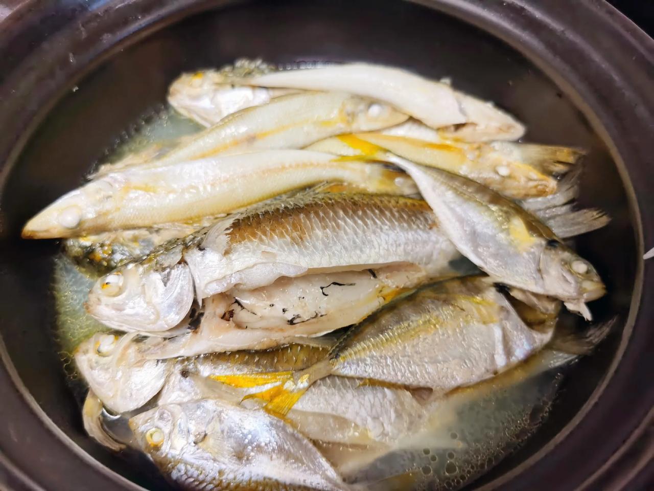  每天总感觉时间不够用，早上九点多起来，忙完早饭，大家都吃完，收拾收拾一个上午又