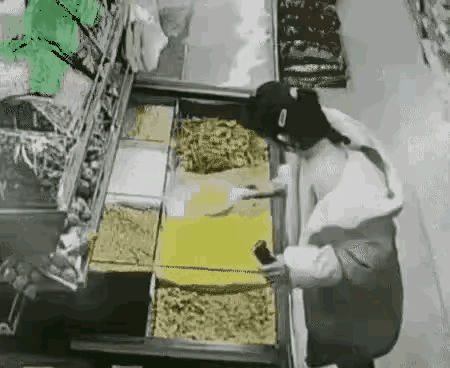 只想知道后续怎么样了，手打残了没有？