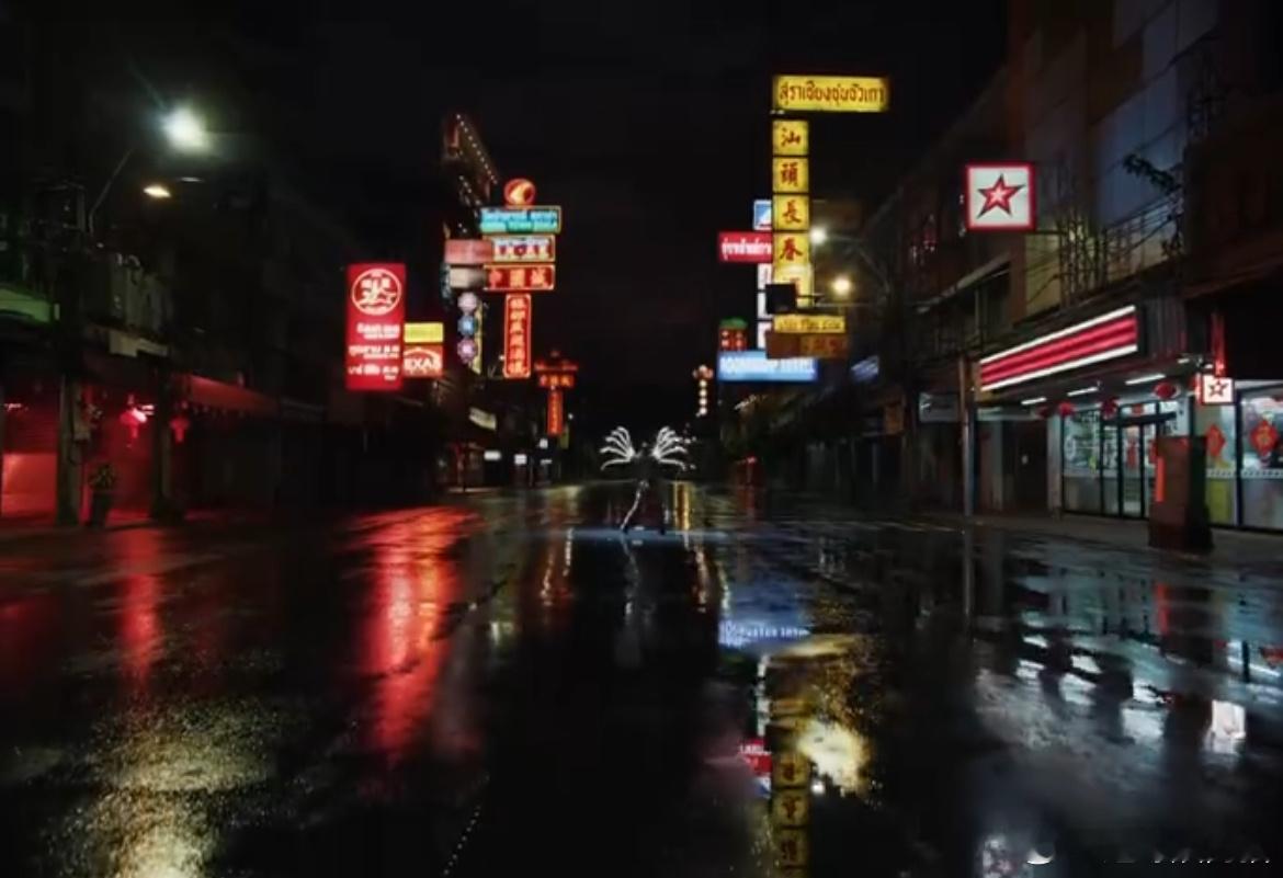 #Lisa回归单曲MV#这一次的单曲回归实在是让人感受到了满满的心动，完全就是另