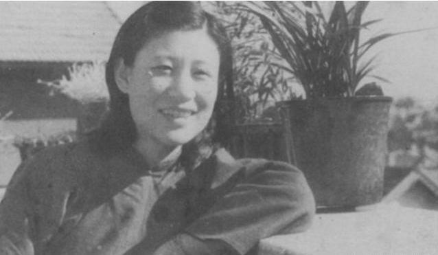 1955年，曾经负责照顾护送瞿秋白的周月林被怀疑是叛徒，含冤入狱，直到1979年