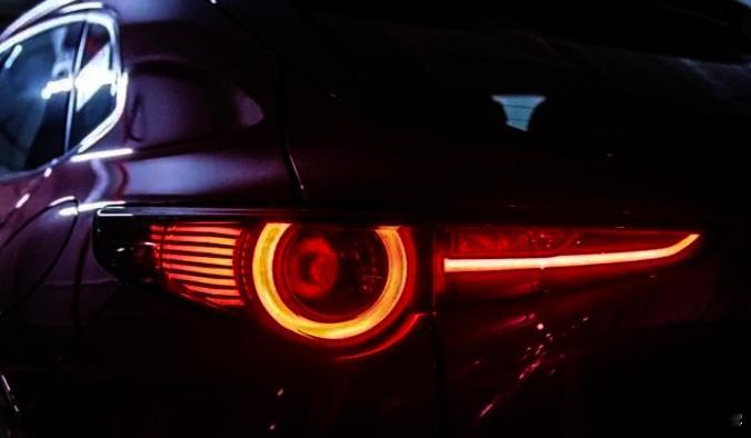 我心目中的尾灯天花板，能看出来啥车么？我与汽车的日常