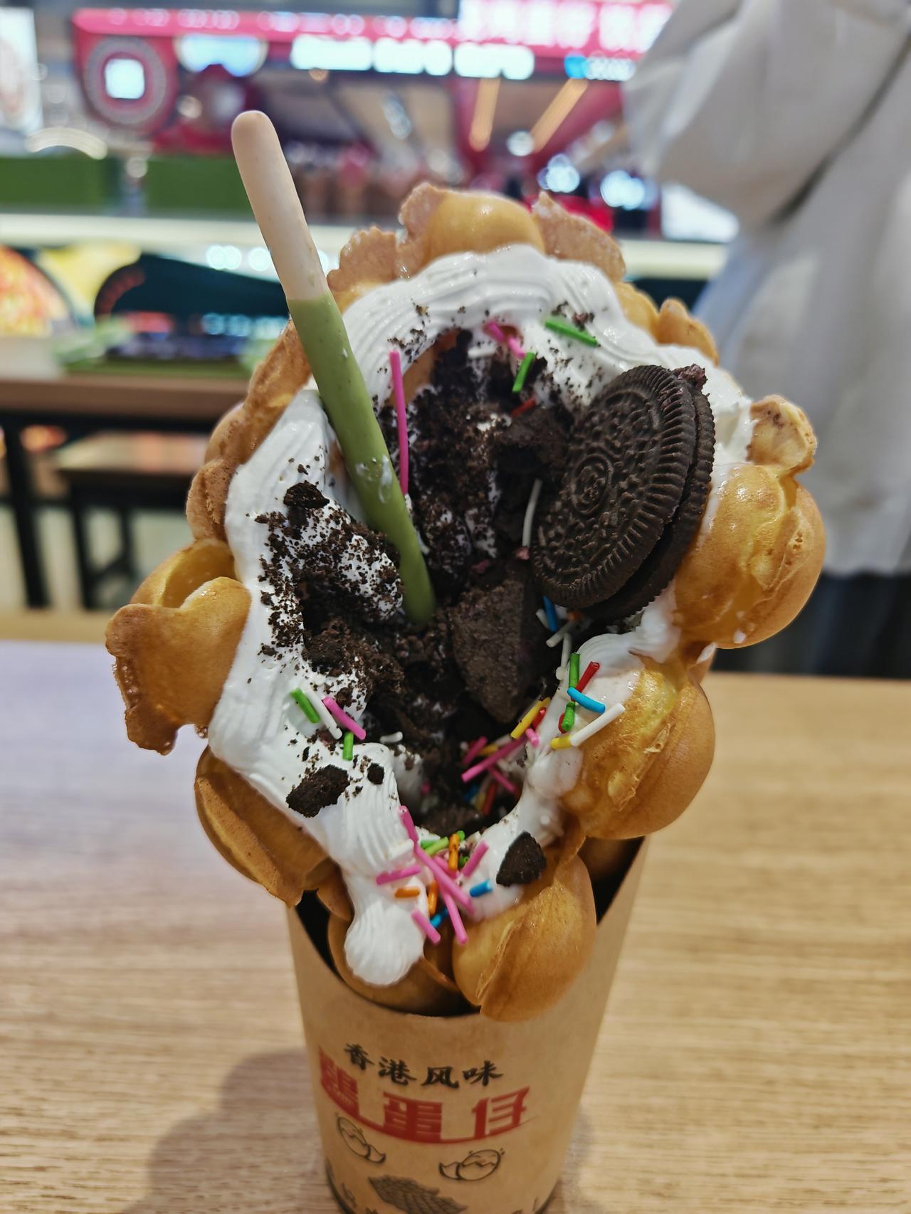 朋友跟我吐槽，说她和老公的日子早就过成了鸡飞狗跳，三天两头吵得不可开交。
   