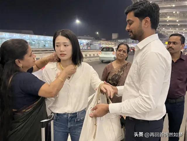 这个来自广州的女人李春晓认识了一个印度男人，自以为找到了一个真命天子了！
李春晓