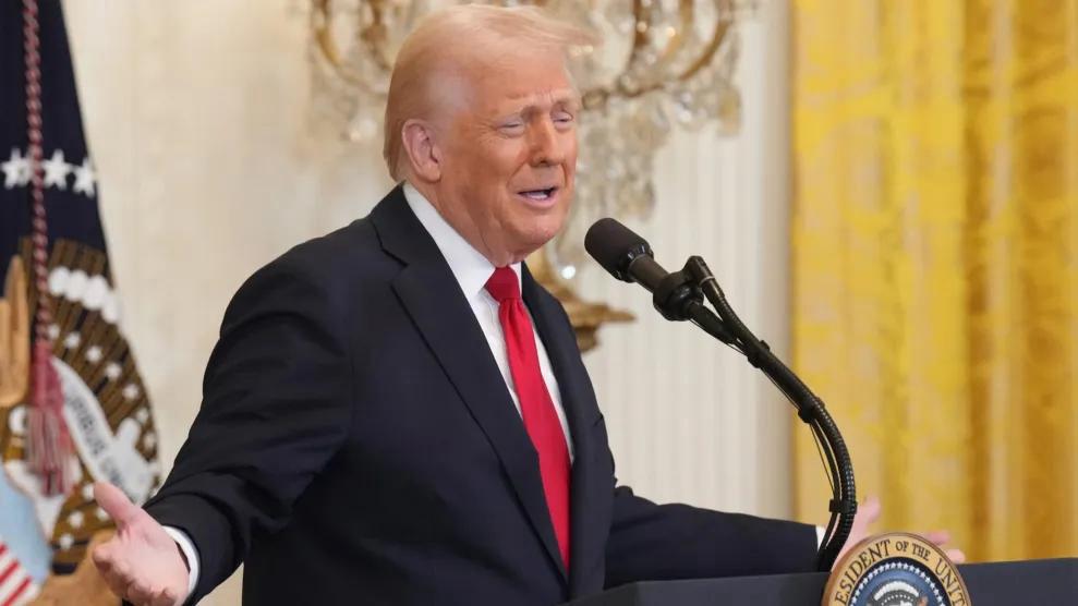 特朗普再放狠话要"终结伊朗残余力量"！

当地时间4月12日，特朗普在"空军一号