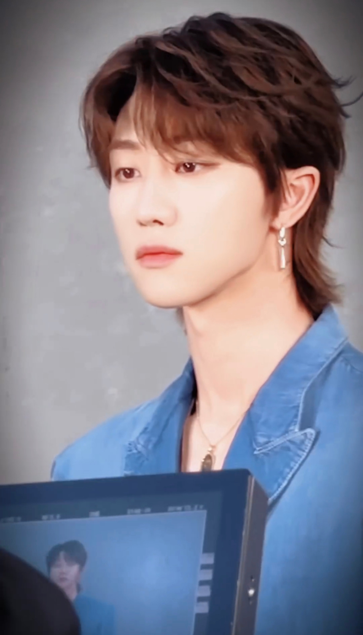 #徐明浩耳坠#徐明浩今日活动造型，被徐明浩的美貌击中了，长耳坠好好看！#徐明浩晃