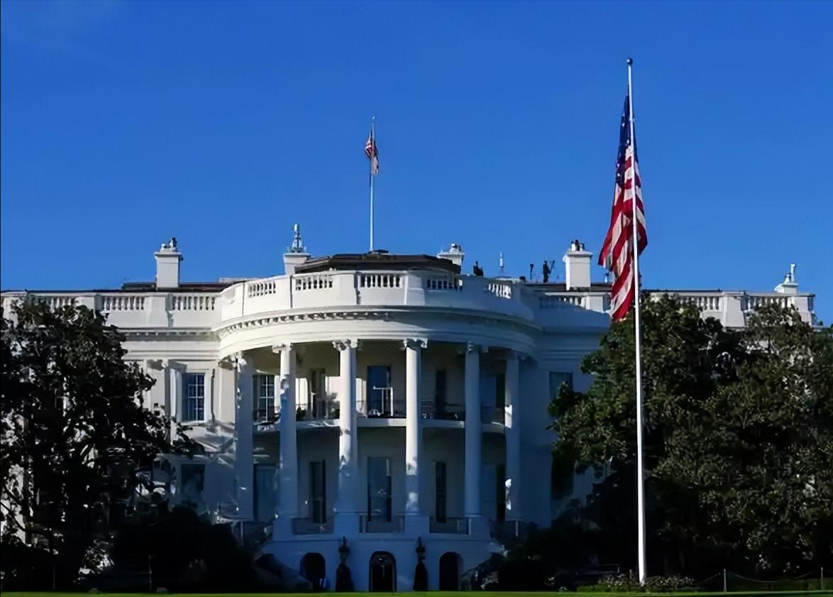 警钟敲响！好莱坞失势+价值观背弃，美国文化霸权末日已至？震撼一幕！国际巨星扎堆逃