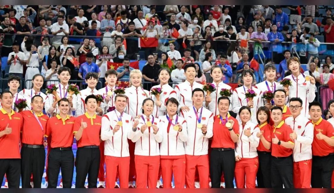 中国女篮险胜日本队，赢得亚运会冠军后，队里几位年收入较高的球星收入被曝：

第五