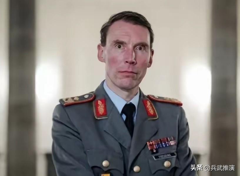 德国陆军总司令弗罗伊丁称，乌军是目前世界上唯一一支拥有与俄军进行一线作战的军队。