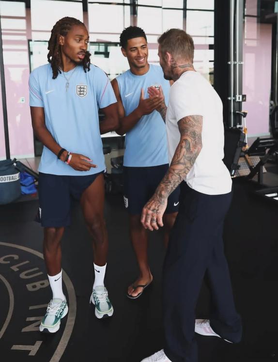 三狮还是三喵？⚽️211：挪超场次：特罗姆瑟vs瓦勒伦加方向：让负笔分：1-1 
