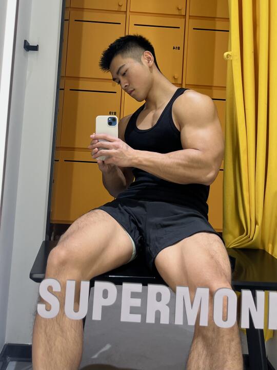 肌肉男—过年回家最好的礼物