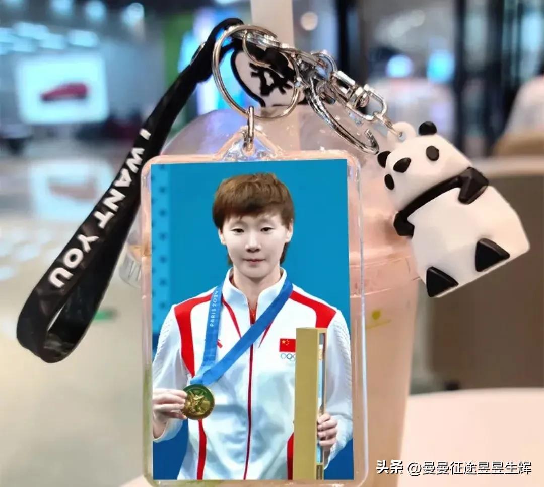 寒门成长：
1. 父亲摆摊十年肉夹馍，撑起王曼昱乒乓梦想，冠军背后藏着普通人的心