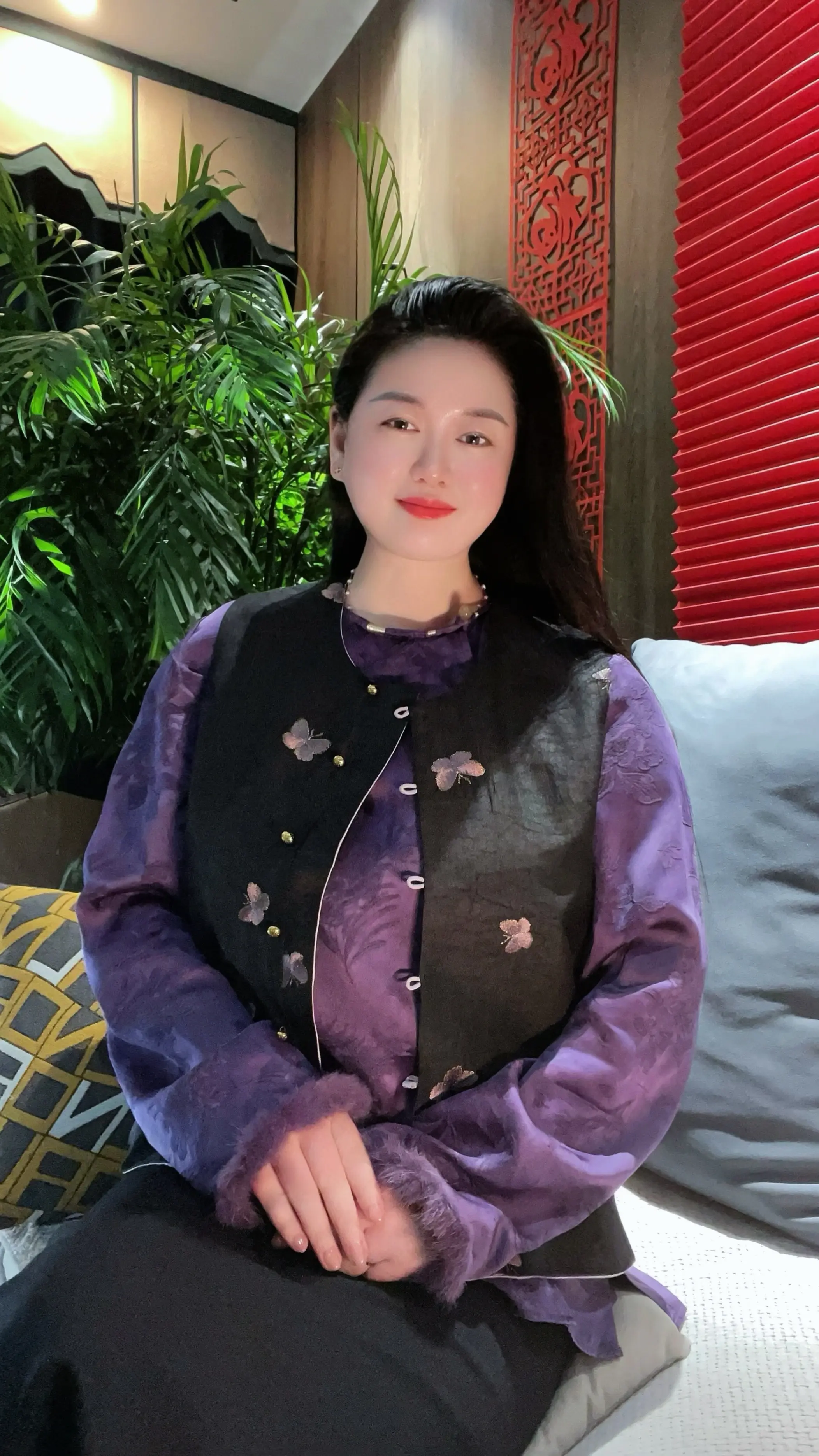 今天大年初一，新的一年，祝我们得偿所愿，平安喜乐，烟火漫漫，开心满满...