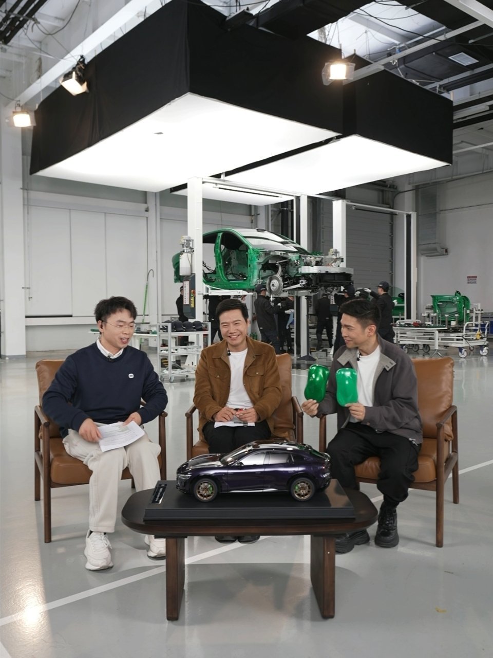 雷军直播设计师审美和大众审美有区别，雷总太懂了，各个领域的设计师作品可能都有点这