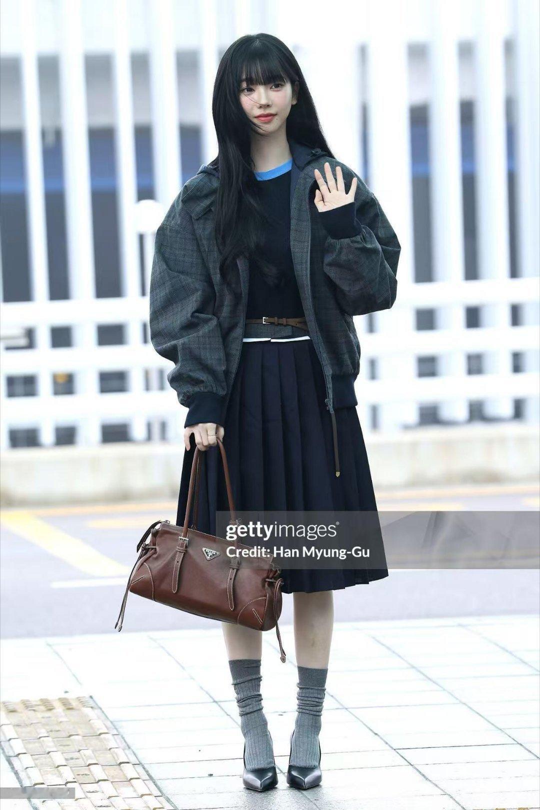 Prada大秀男装周米兰男装周Karina Gawon 边佑锡 机场look×P