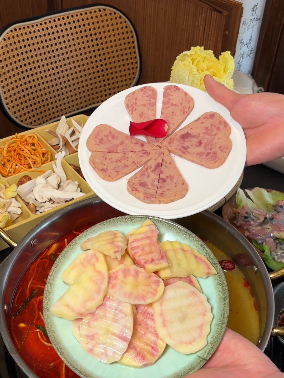 大理古城南门热乎菌锅收尾🌿🍲