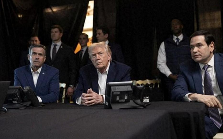 【美对委“绝对决心行动”：一场精心策划的军事突袭】周六英媒报道，特朗普及其顾问披