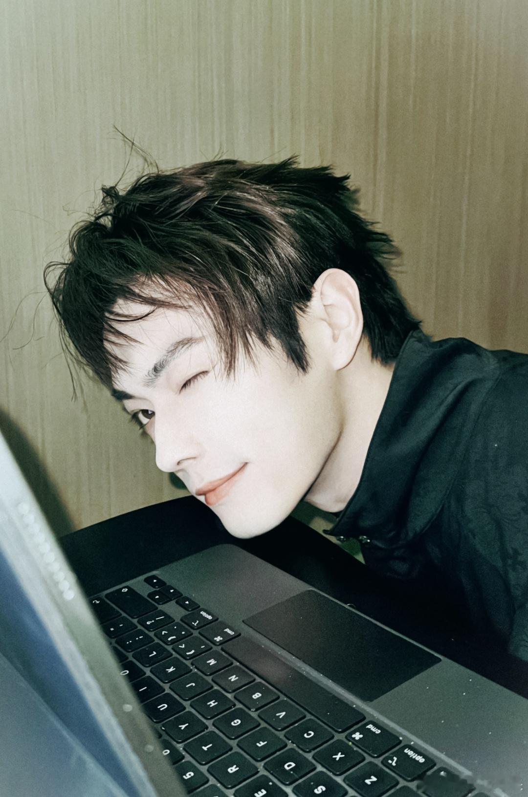 许凯｜小卡~额，我好像做毁了没招了😰 