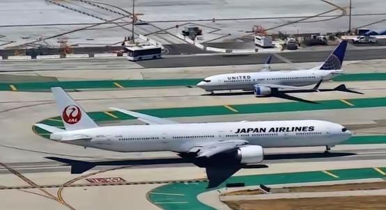 有人提出建议：中国可以参考俄罗斯的做法，不允许日本民航飞机过境中国领空。如此一来