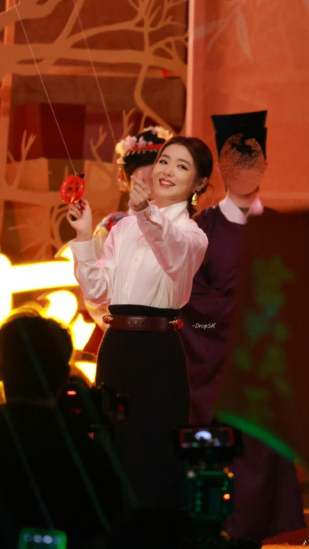 李云霄临海路透爱上漂亮姐姐是我们的归宿 