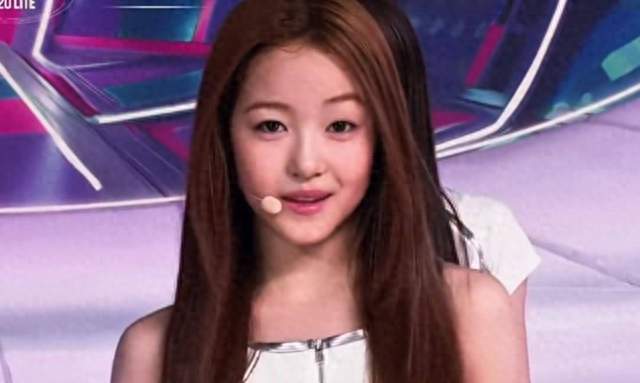 3岁女孩韩国出道 拿打工人血汗钱给女儿铺星路 父母被执行345万欠薪