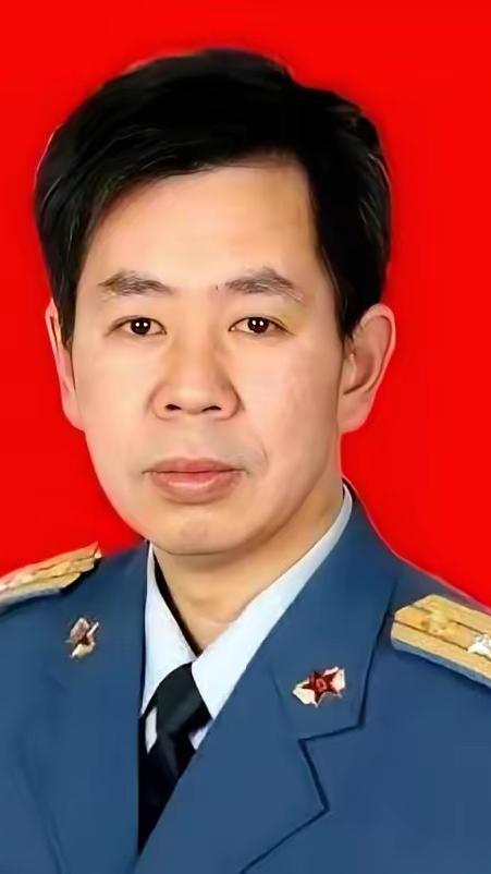 不可思议！
导弹刚竖起来，还没等点火，几万公里外的屏幕上，可能一个红点就亮了。