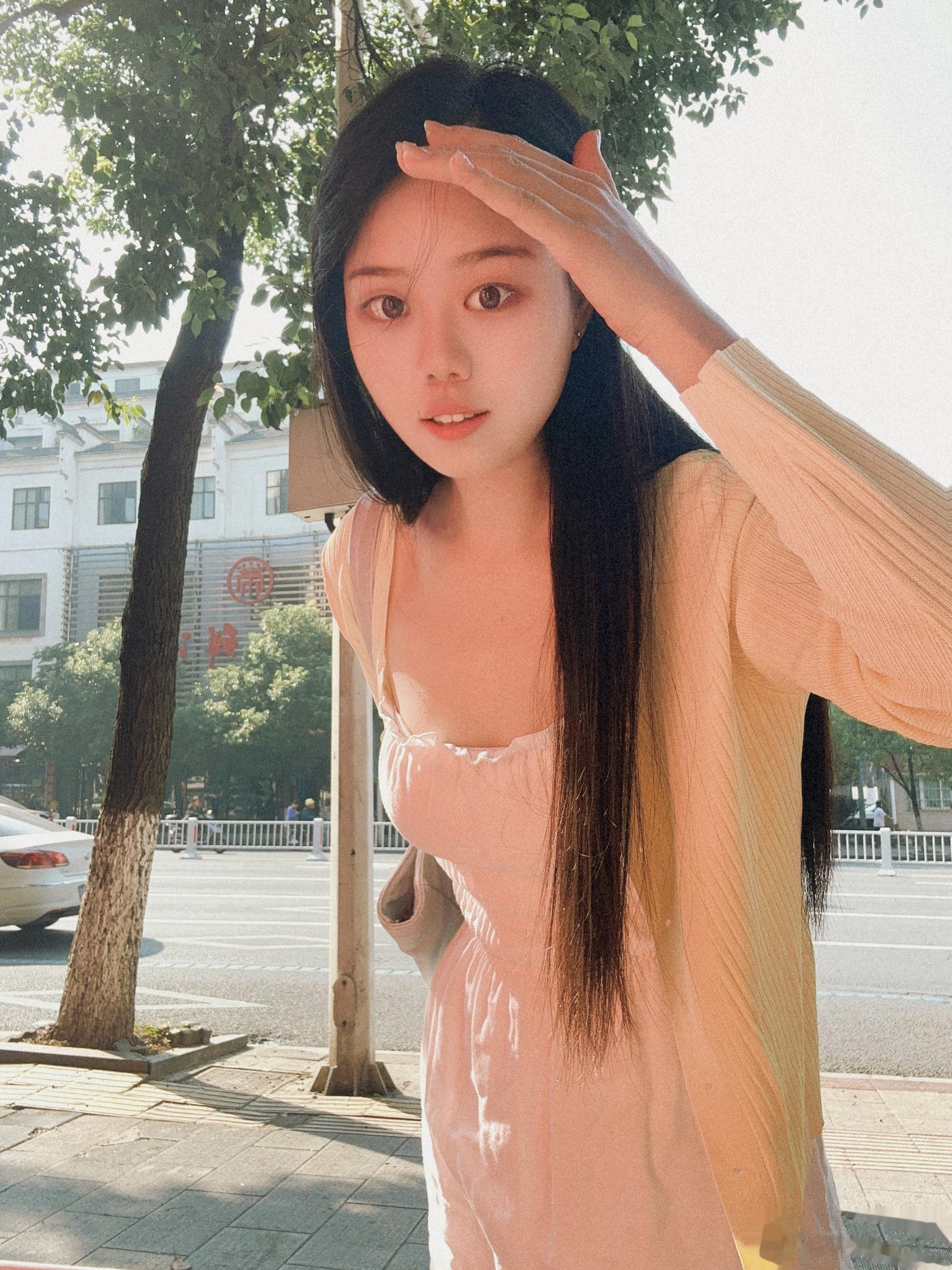 如果你已经不能控制 每天想我一次～ ​​​